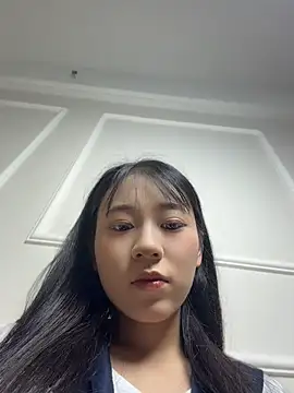 shishi0688 online show from July 6, 2026, 3:03 pm