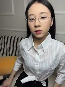 shishi0688 online show from July 25, 2026, 2:14 pm