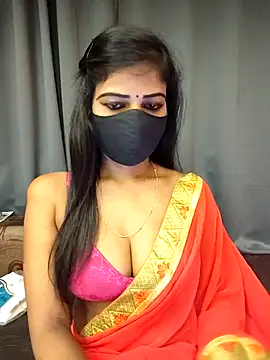 Misss-julli online show from March 8, 2026, 11:52 pm