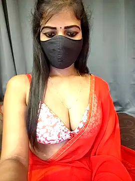 Misss-julli online show from March 9, 2026, 12:42 pm