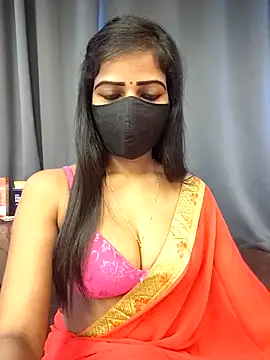 Misss-julli online show from March 23, 2026, 11:03 am