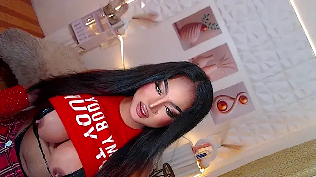 Lilly-lou online show from May 1, 2026, 5:56 am