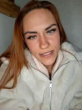 SlimBellaa online show from October 10, 2025, 7:35 pm