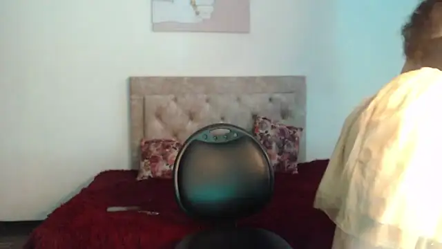 Snapshot of Noapino chatting on April 10, 2026, 8:24 pm Noapino online show from April 10, 2026, 8:24 pm