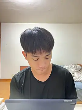 Foxfoxfox4 online show from November 19, 2025, 2:50 pm