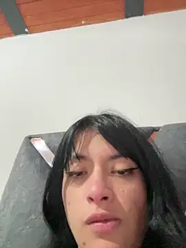 LiaCollings online show from May 3, 2026, 1:50 pm