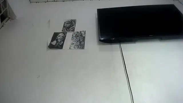 Snapshot of Foxy_Lovex chatting on October 8, 2025, 10:07 pm Foxy Lovex online show from October 8, 2025, 10:07 pm