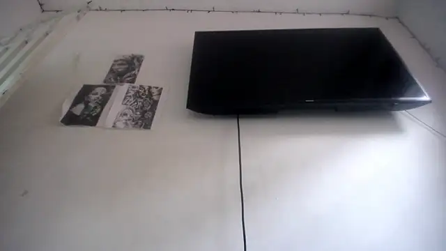 Snapshot of Foxy_Lovex chatting on October 18, 2025, 9:04 pm Foxy Lovex online show from October 18, 2025, 9:04 pm