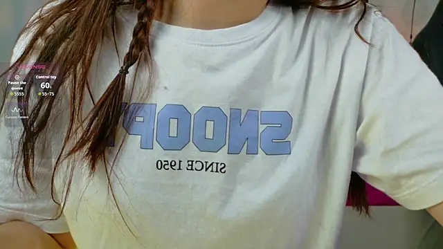 AIXATRISTA1 online show from October 8, 2025, 7:44 pm