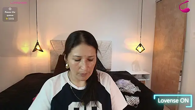 Barbara fox   online show from June 16, 2026, 12:08 pm