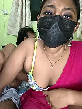 Snapshot of Hot-Sexy-Riya chatting on September 18, 2025, 3:47 pm Hot-Sexy-Riya online show from September 18, 2025, 3:47 pm