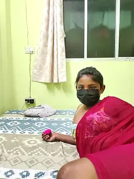 Snapshot of Hot-Sexy-Riya chatting on September 19, 2025, 7:03 pm Hot-Sexy-Riya online show from September 19, 2025, 7:03 pm