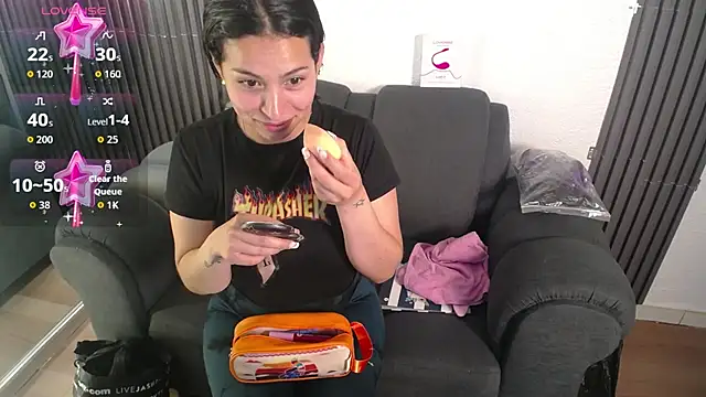 Snapshot of Mia_garcia28 chatting on October 8, 2025, 7:55 pm Mia garcia28 online show from October 8, 2025, 7:55 pm