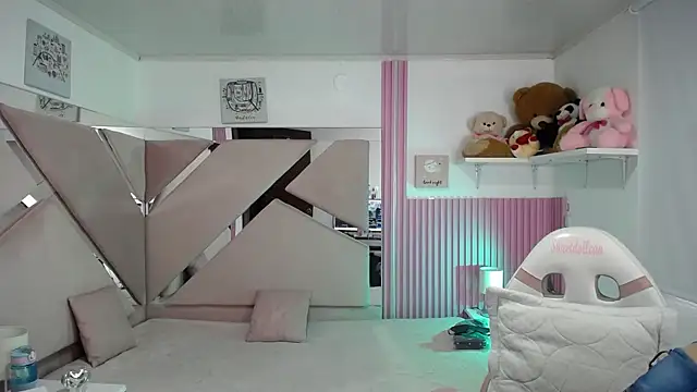 Snapshot of Mia_garcia28 chatting on October 14, 2025, 7:58 pm Mia garcia28 online show from October 14, 2025, 7:58 pm