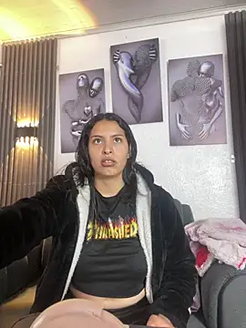 Mia garcia28 online show from February 2, 2026, 7:23 pm