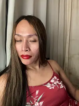 RomanticPearlTS online show from March 18, 2026, 2:20 pm