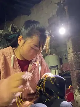 Sunyinn online show from December 18, 2025, 1:44 am