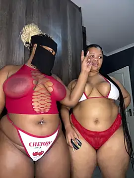 Snapshot of Thick_Ass_Barbiie chatting on March 7, 2026, 7:33 pm Thick Ass Barbiie online show from March 7, 2026, 7:33 pm