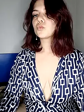 Snapshot of LadyNora chatting on February 14, 2026, 7:43 pm LadyNora online show from February 14, 2026, 7:43 pm