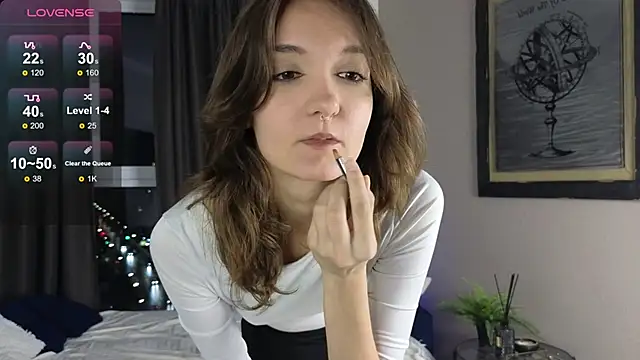 Snapshot of DebiHenks chatting on September 29, 2025, 5:07 pm DebiHenks online show from September 29, 2025, 5:07 pm