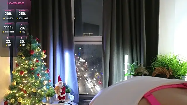 Snapshot of DebiHenks chatting on December 22, 2025, 5:10 pm DebiHenks online show from December 22, 2025, 5:10 pm