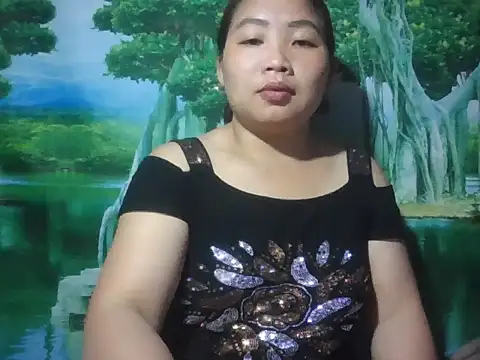 Snapshot of PhamPhung chatting on September 9, 2025, 11:04 pm PhamPhung online show from September 9, 2025, 11:04 pm