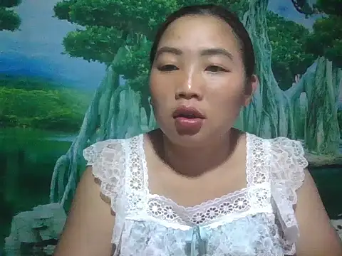 Snapshot of PhamPhung chatting on September 11, 2025, 11:05 pm PhamPhung online show from September 11, 2025, 11:05 pm