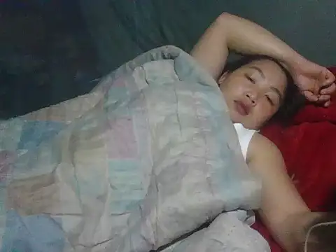 Snapshot of PhamPhung chatting on October 20, 2025, 6:19 pm PhamPhung online show from October 20, 2025, 6:19 pm