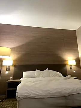 Snapshot of Guilana_baby chatting on September 29, 2025, 7:19 pm Guilana baby online show from September 29, 2025, 7:19 pm