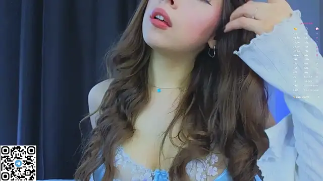 VirginiaHouston online show from October 22, 2025, 6:13 am