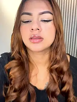 Missnaomi  online show from September 27, 2025, 11:37 am