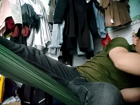 Snapshot of Boy_kuto77 chatting on March 2, 2026, 7:37 am Boy kuto77 online show from March 2, 2026, 7:37 am