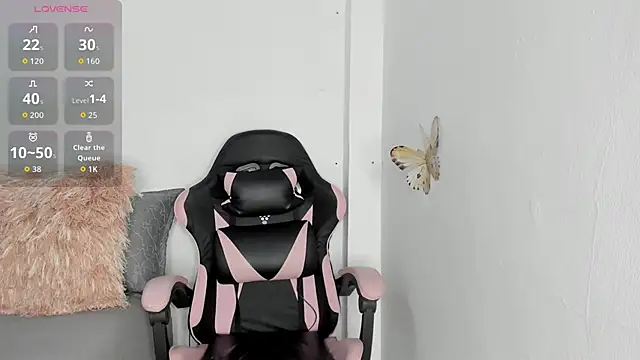 mari-ross online show from March 26, 2026, 2:06 am