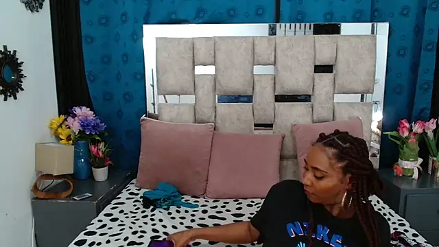 Snapshot of AmbarSmit chatting on September 29, 2025, 1:11 am AmbarSmit online show from September 29, 2025, 1:11 am