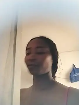 Snapshot of AmbarSmit chatting on October 12, 2025, 7:57 pm AmbarSmit online show from October 12, 2025, 7:57 pm