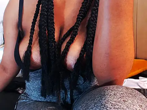 AmbarSmit online show from February 19, 2026, 3:46 am