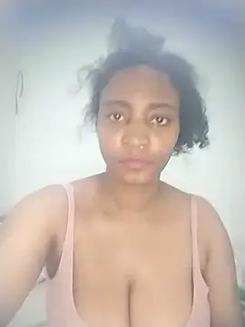 Snapshot of AmbarSmit chatting on June 14, 2026, 8:55 pm AmbarSmit online show from June 14, 2026, 8:55 pm