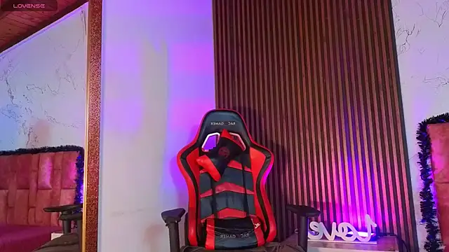 Snapshot of SpicyDemons chatting on October 23, 2025, 3:50 am SpicyDemons online show from October 23, 2025, 3:50 am