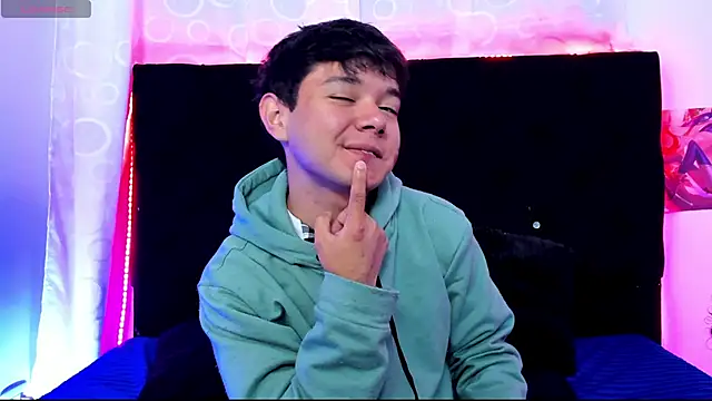 kody sexy online show from September 19, 2025, 11:22 am