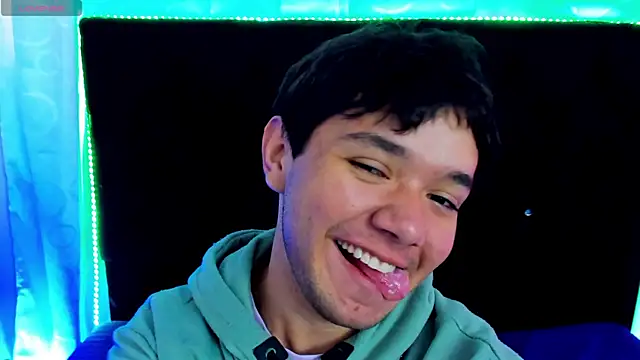 kody sexy online show from September 26, 2025, 11:36 am