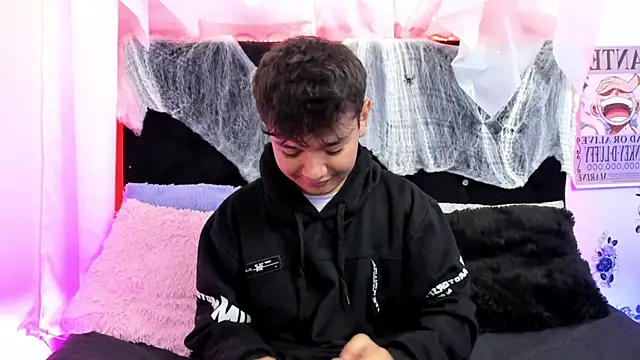 kody sexy online show from November 3, 2025, 11:11 am