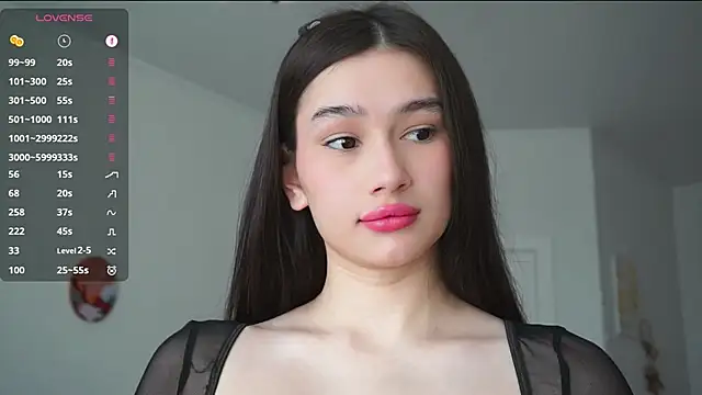 ViolaVow online show from September 26, 2025, 4:05 am