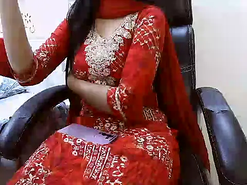 Simranjeet kaur26 online show from June 28, 2026, 8:48 pm