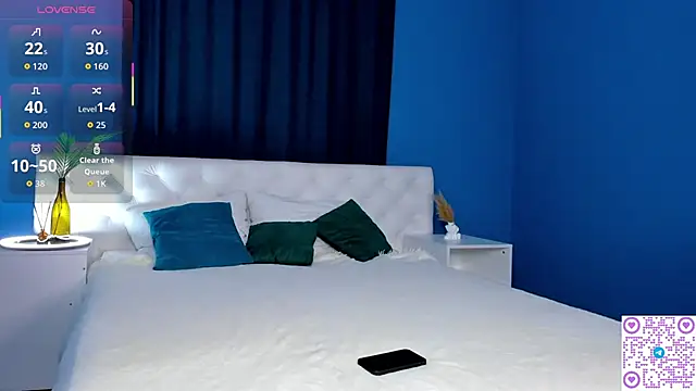 Snapshot of KiraSun chatting on September 22, 2025, 12:29 pm KiraSun online show from September 22, 2025, 12:29 pm