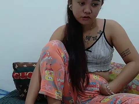 naughtyasian girl online show from April 19, 2026, 6:10 pm