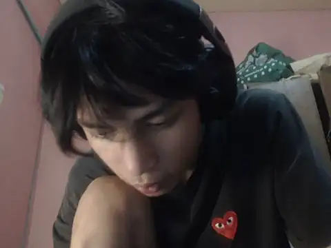 Snapshot of Kyoshi_19 chatting on June 16, 2026, 7:22 am Kyoshi 19 online show from June 16, 2026, 7:22 am