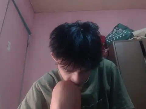 Snapshot of Kyoshi_19 chatting on June 22, 2026, 10:34 am Kyoshi 19 online show from June 22, 2026, 10:34 am