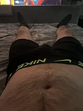 Snapshot of naughtycoupl98 chatting on February 17, 2026, 4:24 pm naughtycoupl98 online show from February 17, 2026, 4:24 pm