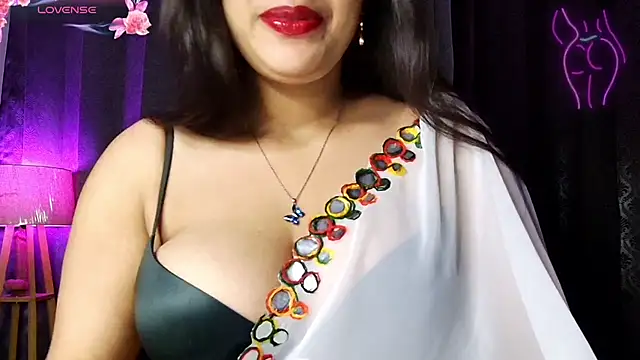 Snapshot of MissNasha chatting on December 2, 2025, 1:11 am MissNasha online show from December 2, 2025, 1:11 am