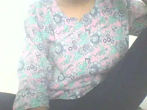 Snapshot of Aarohi_An chatting on October 4, 2025, 8:34 am Aarohi An online show from October 4, 2025, 8:34 am